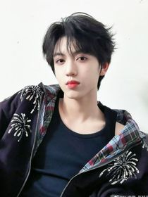 張桂源：小狗熱吻禁區(qū)