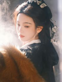月鱗綺紀(jì)：沉燈續(xù)