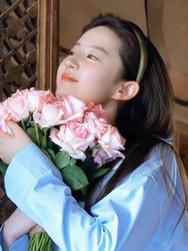 劉亦菲：不當(dāng)家庭主婦后她英姿颯爽