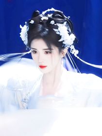 萌學(xué)園：黛締娜與雙生奈亞似驕陽