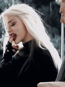 愛你還不如愛深淵