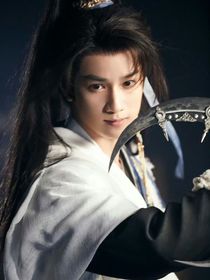 水龍吟：瘋批美人在線開大