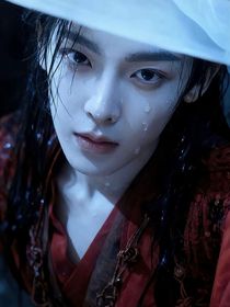 入青云：月涌慕卿娩