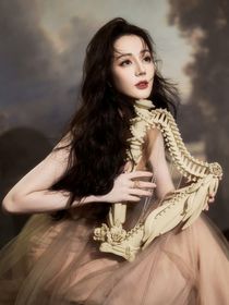 迪丽热巴：年下弟弟又撩又宠