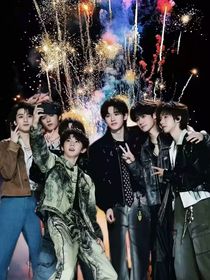 TNT：我在捉鬼世界搞群像！