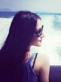 严浩翔：阴湿疯狗咬红唇