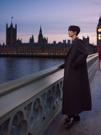 张凌赫：一吻定情