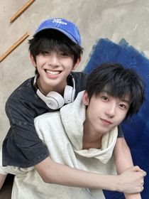 文铭：哥哥，我想你了