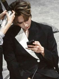 刘耀文：是非题