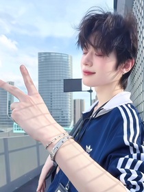 全主播：冷脸萌