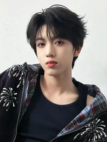 龙龙睡前小故事