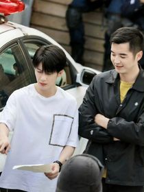 沈翊三年前不辭而別，三年后回來被杜城狠狠懲罰