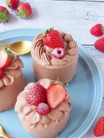 听潮阁：烘焙师，但闺蜜是人形魅魔