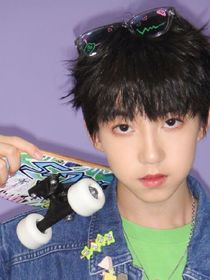 穿书后，我把虐文剧本改成甜宠