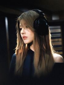 院人：进入异世界身份互换