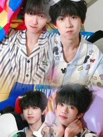 死对头的疯狂追求