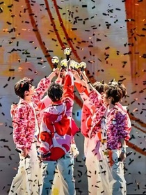 TNT：我们的爱璨如星辰