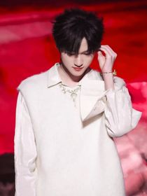 黄朔：危情夜魅