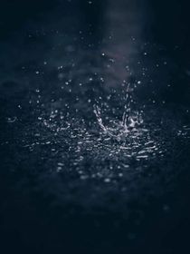 思往事，付流霞