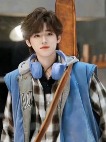 宋亚轩：晚风吻过半夏香