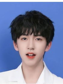 賀峻霖離婚后，驚艷全球