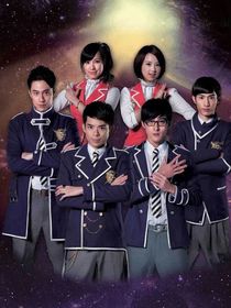 萌學(xué)園：穿越的我比原住民更加平靜