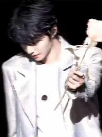 爱神靠近一点点