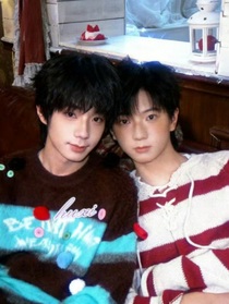 櫓穆：愛上哥哥當(dāng)然是哥哥的錯