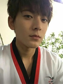 旋风少女之重识七号