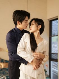 在他懷里的女友小說