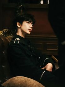 張凌赫：澀雨蝕骨