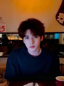 aII嚴(yán)翔翔別跑