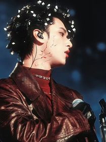 嚴(yán)浩翔：唇齒余溫