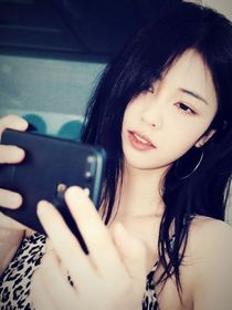 井胧：主播不玩抽象会鼠吗