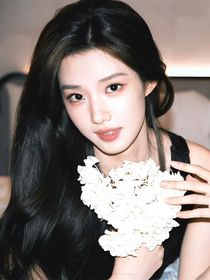 严浩翔：他隐匿身边