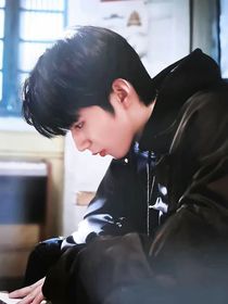 宇宙閃爍請注意：小狗朝我搖尾巴