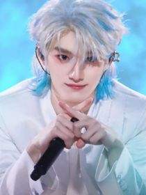 丁程鑫：我和顶流有个约