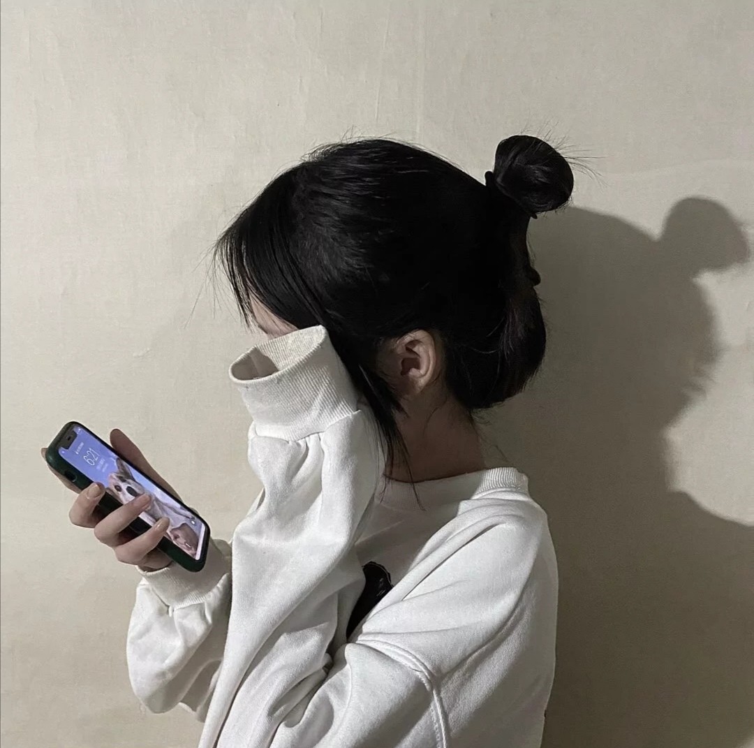 手机挡脸女头