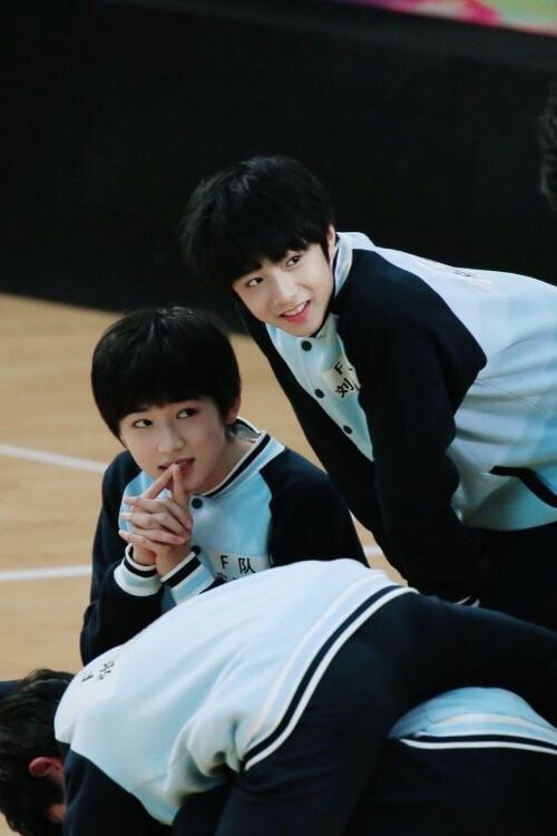 tf家族的cp校园生活