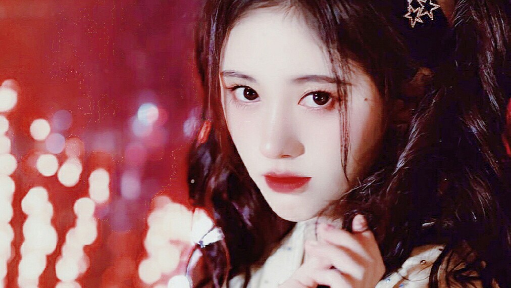 鞠婧祎素材