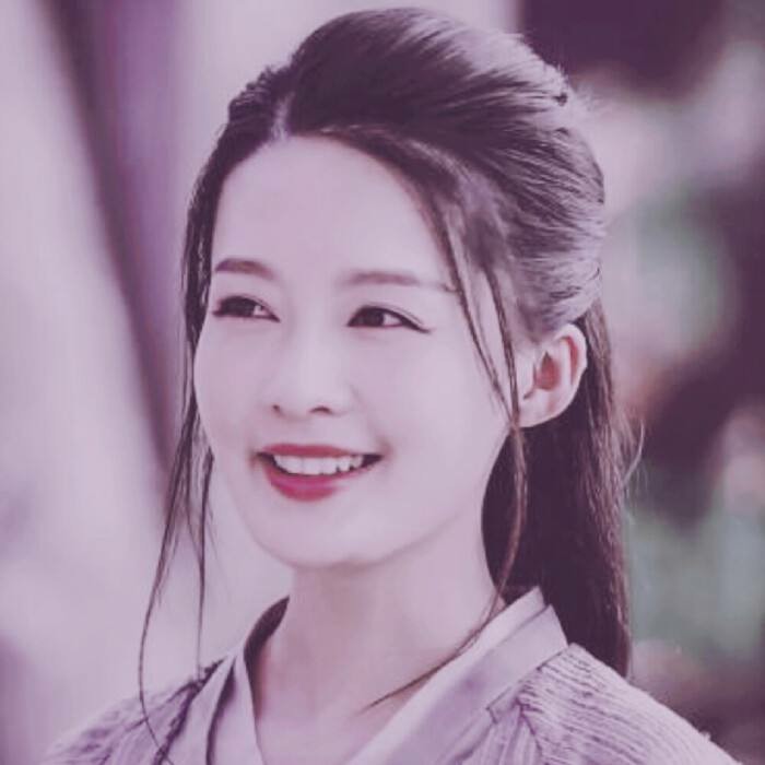 李沁精美头像