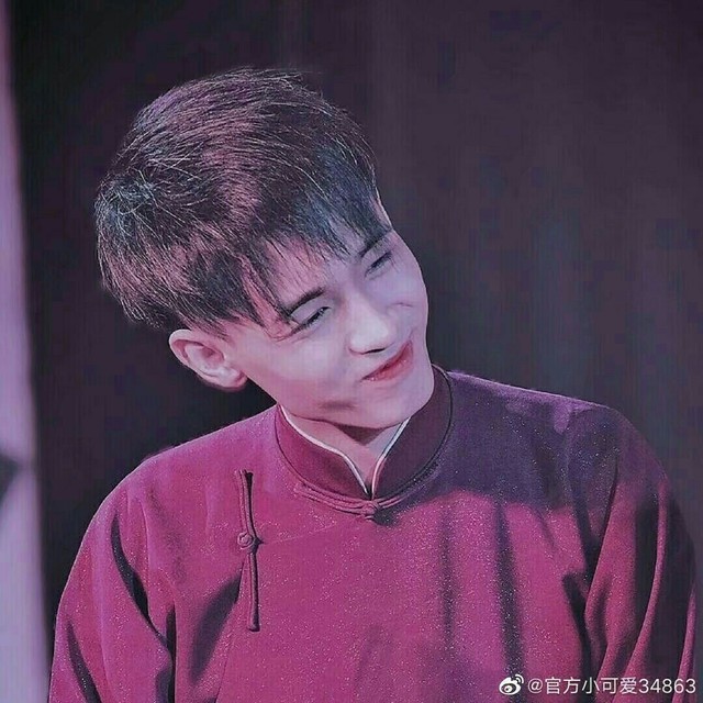 秦霄贤-头像,壁纸导购员-话本小说网