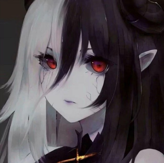 出单:黑发红瞳或蓝瞳动漫女