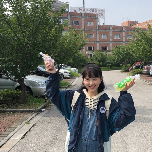 性别:女 爱好:围棋 江雪明围棋社会一直办下去 图源微博@小樱吴芊盈