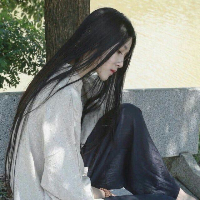 清冷女生头像