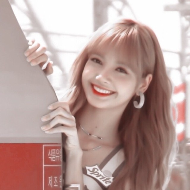 lisa星座blackpink,rose朴彩英星座 作者blackpink lisa 作者星座:白羊座 作者粉丝名:莎骑 作者人间芭比