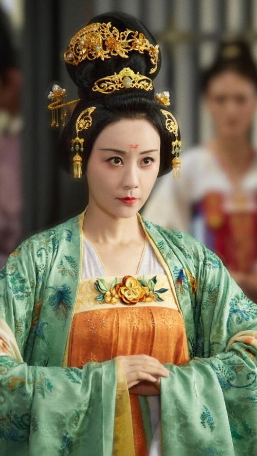 风起霓裳理清李倾