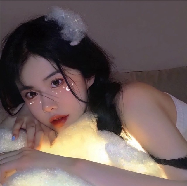 真人温柔女头