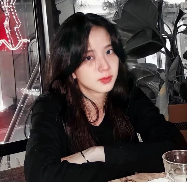 jisoo女头
