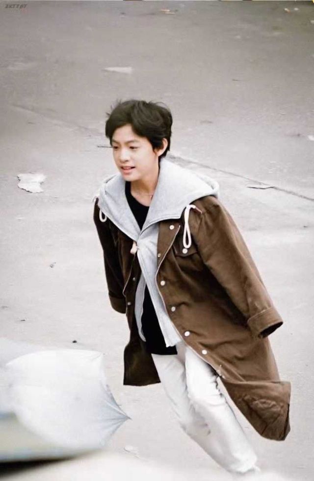 图库:tf家族"极禹(张极,张泽禹)图片-图库:姚桉的小屋-话本小说
